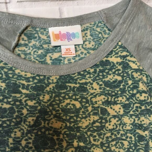 LuLaRoe Randy baseball tee with 3/4 sleeves XS - Picture 3 of 4